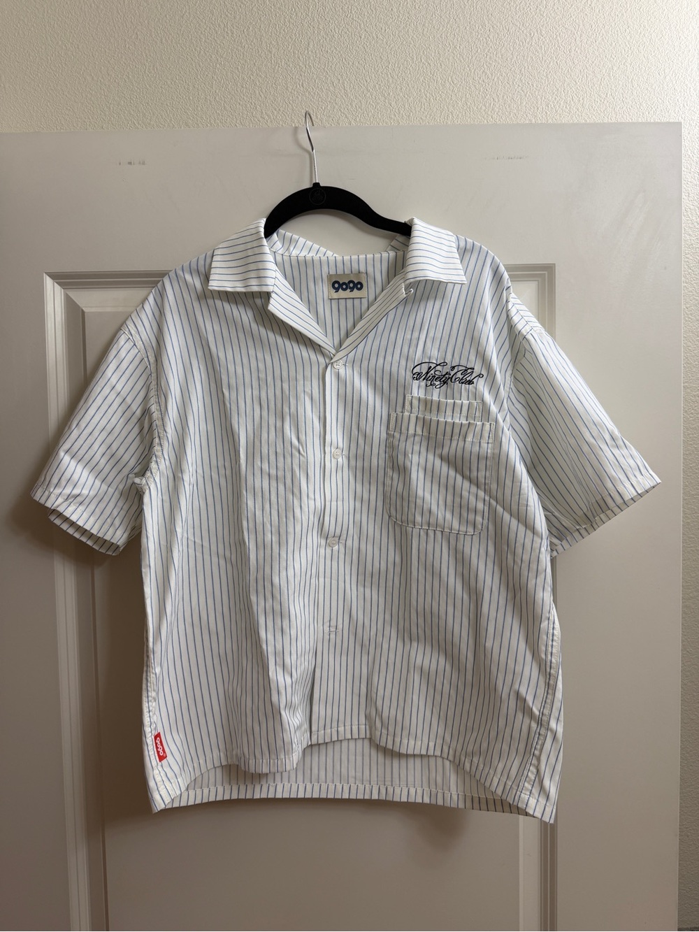 Crop Short Sleeve Button Up - Tokyo
9090